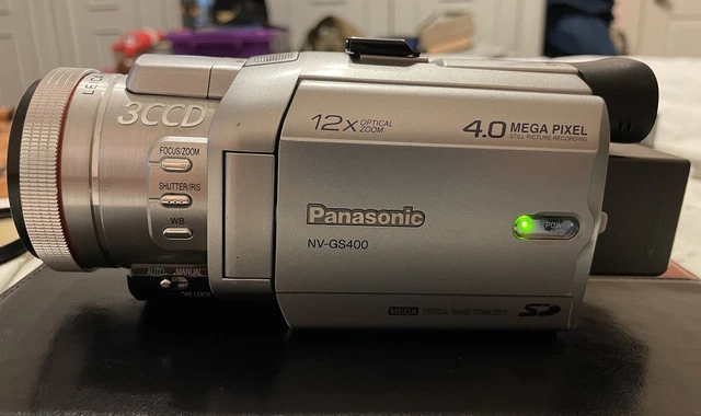 PANASONIC NV-GS400 MINIDV Tape Digital Video Camera with