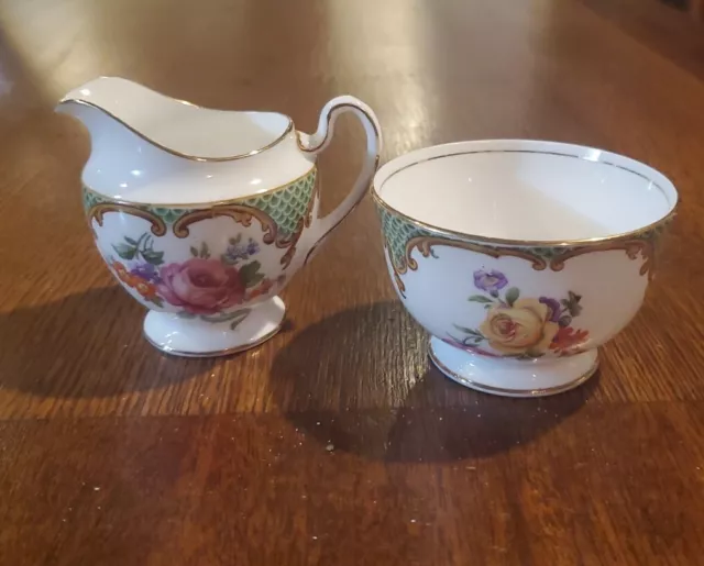 Aynsley "Wilton" Green Creamer and Sugar Set