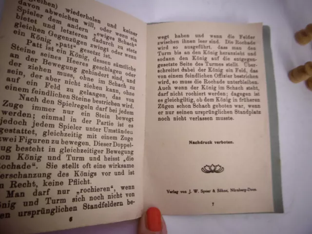 Altes, sehr seltenes Schachspiel mit Anleitung aus Holz 3