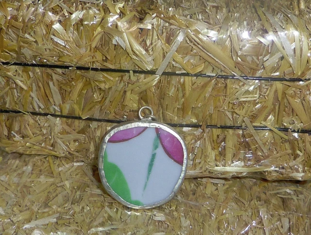 Multicolor Chinese art broken porcelain pottery shard pendant focal bead new 563