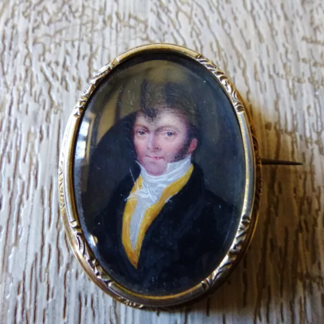 BELLE MINIATURE PEINTURE BROCHE ARGENT DEBUT XIXème PORTRAIT d'HOMME 1820's