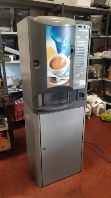 Distributore automatico caffè e bevande calde necta brio 250  3 mesi di garanzia