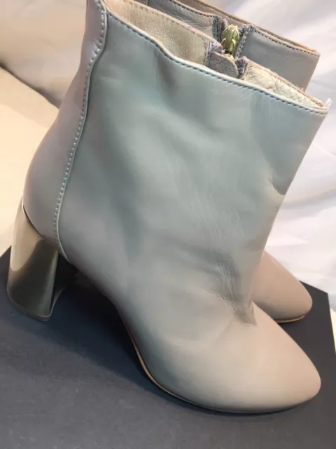 Modern rarity boots outlet
