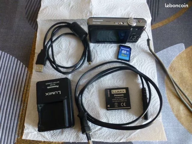 Appareil Photo Numerique Panasonic Lumix DMC-FS62 - compact - 10.1 MP - 4x-noir