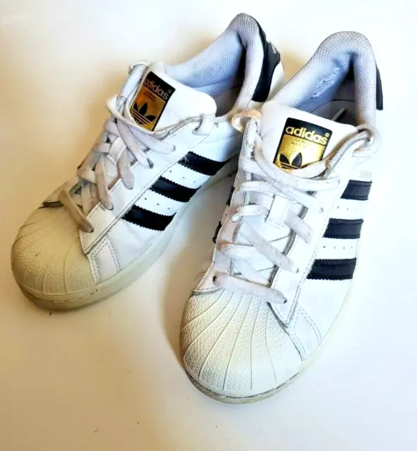Adidas Originals Superstar Women's Shoes Size 6 White & Black Sneakers C77153