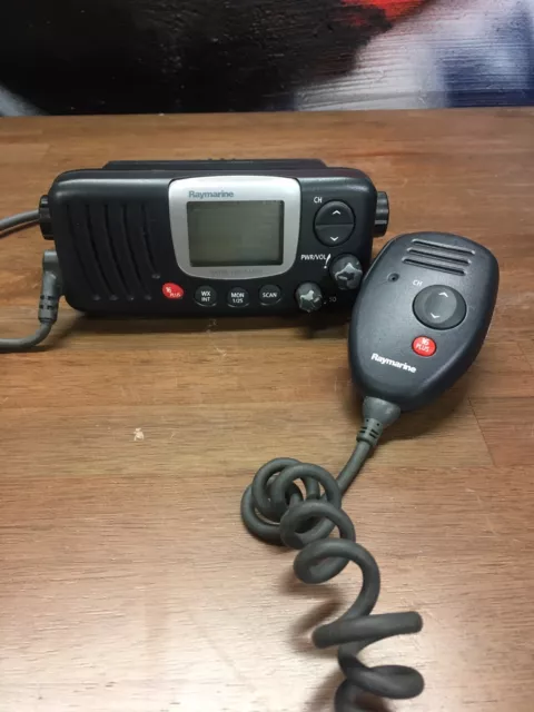 Raymarine Ray48 VHF Marine Radio Transceiver w/ Microphone