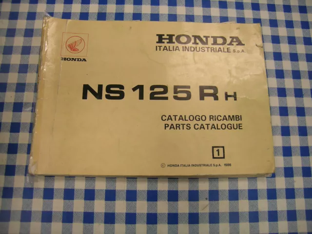 BB  14383920 Catalogo Parti di Ricambio HONDA NS 125 R edizione 1986