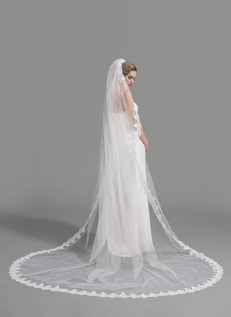 Bridal Veil With Lace Edge ivory tier with attach comb