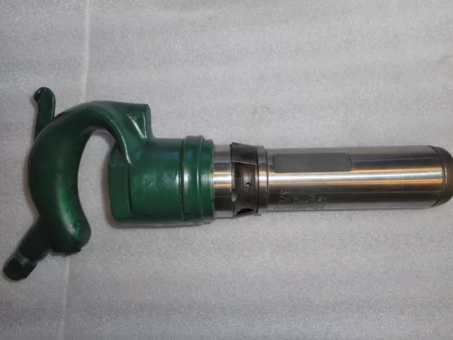 Pneumatic HOT RIVETING HAMMER, 3/4" Rivet Capacity