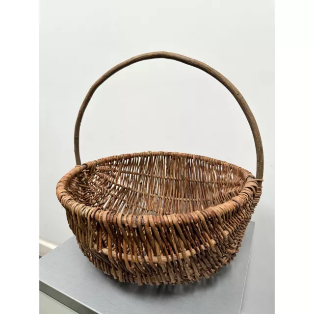 Vintage Wicker Basket Large Flower Display Picnic Log Basket 15.5” x 16” x 16”