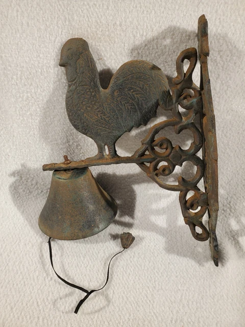 Vintage 12" Tall Cast Iron Rooster Dinner Bell Farm Wall Mount Americana