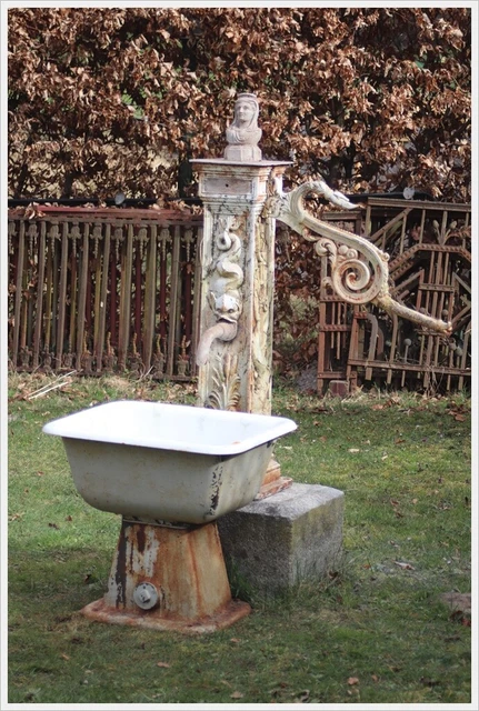 Brunnen Ausguss Becken Gusseisen Emaille
