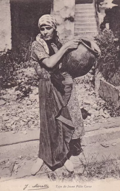 Carte postale ancienne postcard CORSE type de jeune fille éd MORETTI