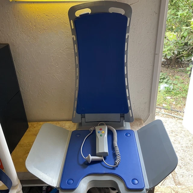 Drive Medical Bath Lift 477150312 Bellavita Whisper Tub Chair (No Power Supply)