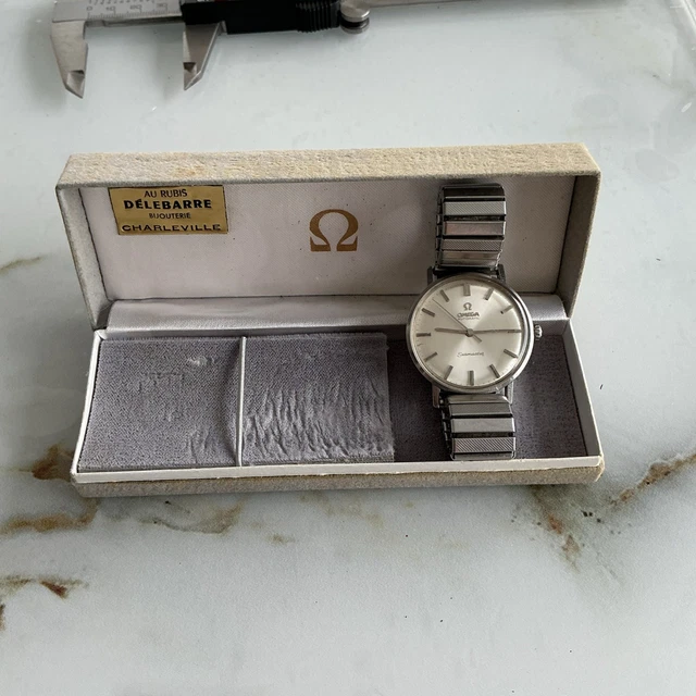Montre Ancienne Homme Titanic Militaire Mécanique - Swiss Made, Antimagnétique, Cadran Beige, Boîtier Doré, Vintage