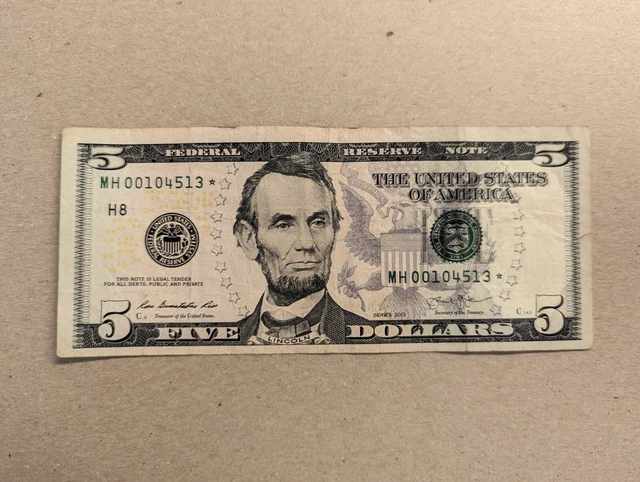 2013 US FIVE ($5) DOLLAR STAR. Paper currency 
