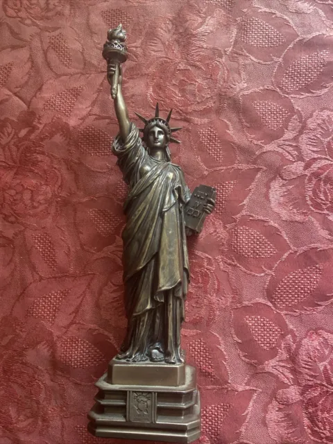 Statue De La Liberté Couleur Bronze L 100 mm X P 90 mm H 320 mm