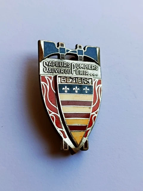 Insigne badge concentation internationale st laurent de mure / 1973