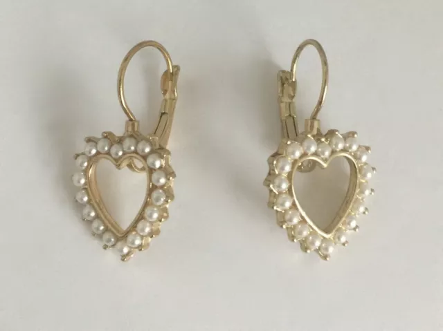 Paire De Boucles D'oreilles Ajourees "Coeur"/ Metal Dore/ Micro Perles Nacrees