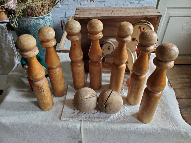 ANCIEN JEUX DE 7 quilles en bois + 2 boules EUR 22,00 - PicClick FR