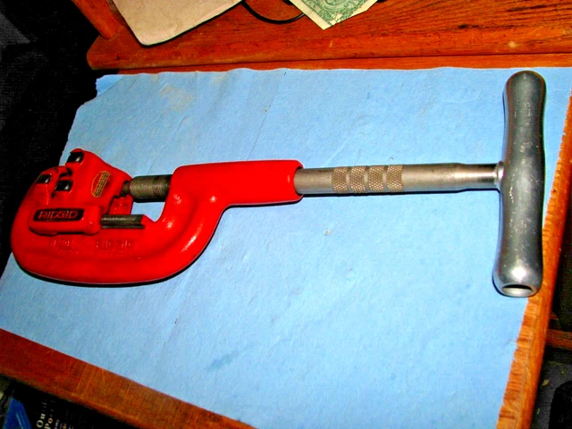 Rigid 2A/202 Heavy Duty 202 Pipe Cutter Tool 1/8 in To 2 in Excellent