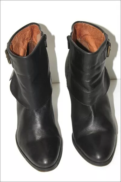 SAN MARINA  Bottines Boots à revers Cuir Noir Talons Hauts T 40 TBE