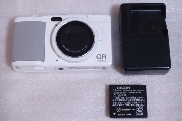 "Excellent+" Ricoh GR GR IV 10.4MP Digital Camera - White 2500 Shots