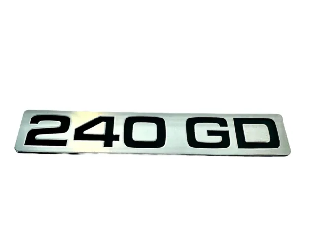 Motorhauben Emblem Oliv Mercedes G Wolf 250GD 240GD