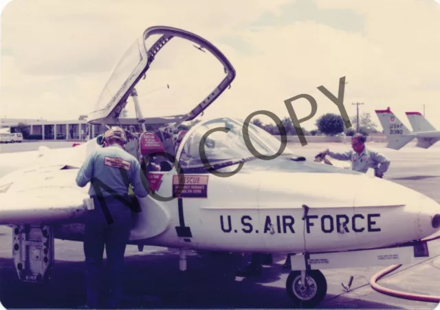 Foto Cessna T-37 US Air Force unterschallschnelles Schulflugzeug J1.79