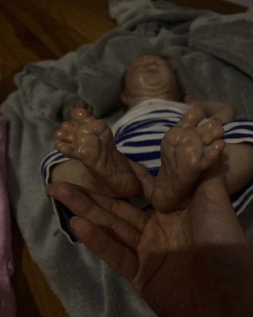 Bébé prématuré reborn en silicone plein garçon
