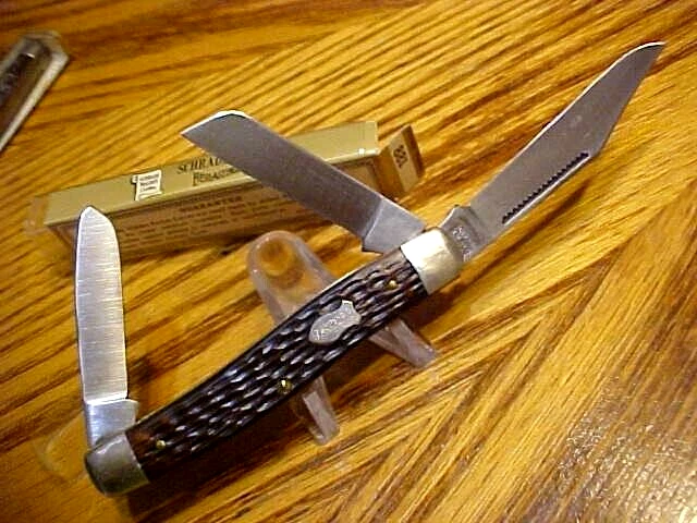 Beautiful Vintage ~SCHRADE WALDEN N.Y. USA 881 ~ Knife in Box-Case - Unused