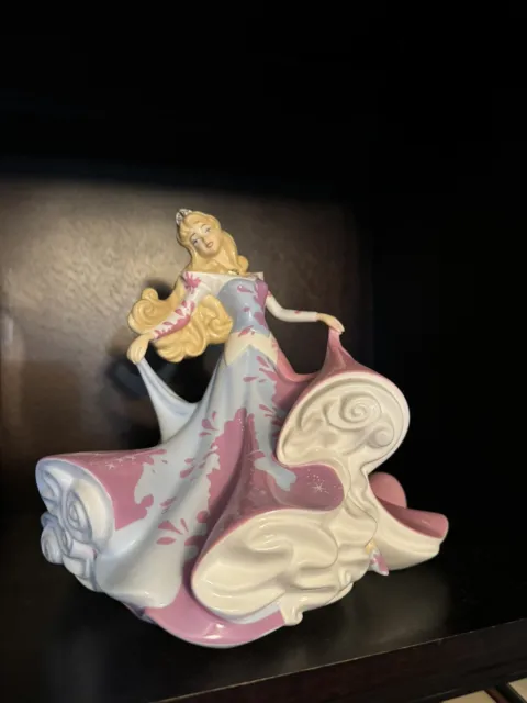 Sleeping Beauty English Ladies Co Figure - Disney - Aurora - With Box