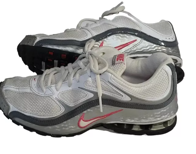 Nike Womens Reax Run 5 407987-116 White Silver Running Shoes Sneakers Size 7.5