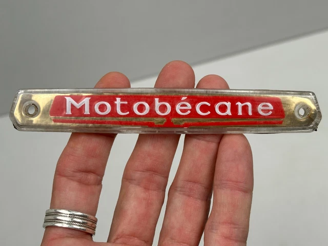 Logo Rétro Motobecane En Métal Pour Cadre De Vélo - Pièce De Collection Neuve