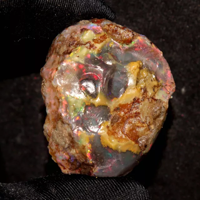 137 CT Grand Opale fire opal rough Naturel ethiopian opal raw 42x34x19MM