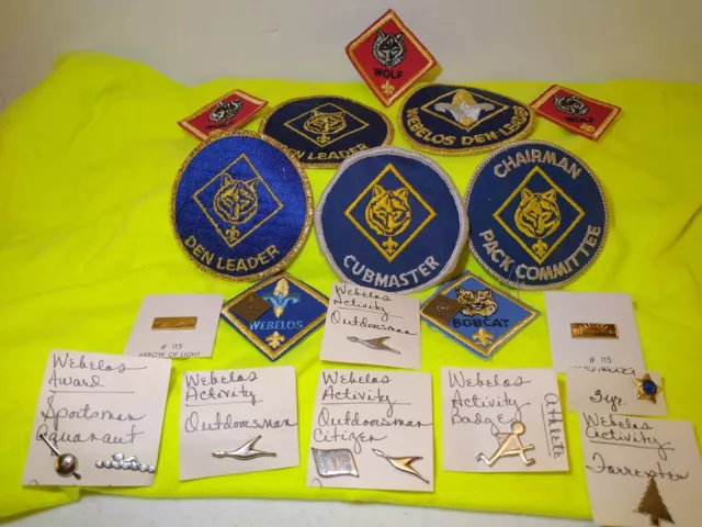 23 pc Mixed Lot Vintage Boy/Cub/Webelos Scouts Patches/Pins Late 70's Early 80's