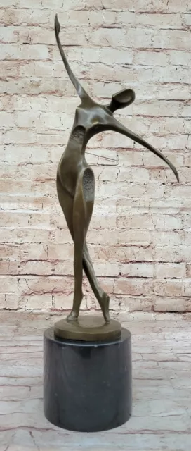 Abstrakte Modern Kunst Mittelhoch Century Tänzer Echte Messingskulptur Milo Deal
