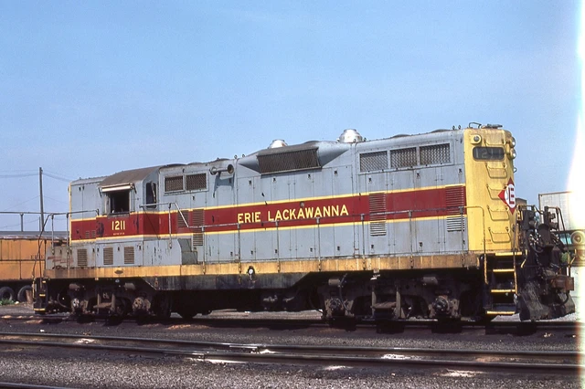 Erie Lackawanna Railroad     #1211   Original Kodachrome  Slide