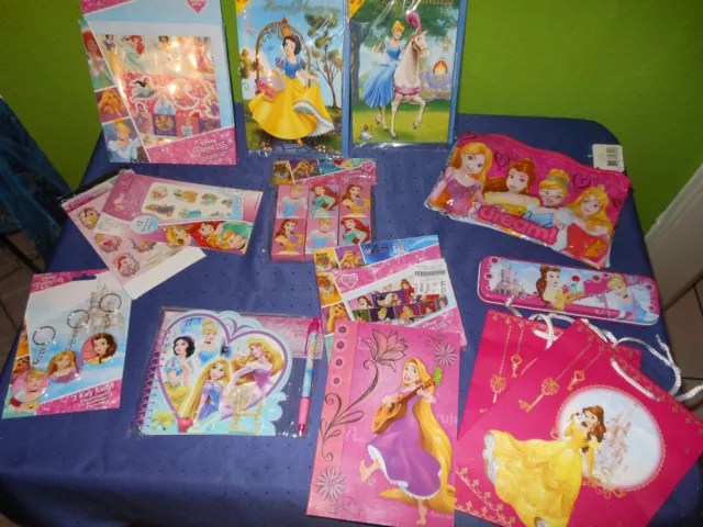 Konvolut Walt Disney Princess , Sticker , Buch, Mappe usw.