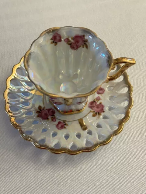 Royal Sealy China Japan footed tea /coffee cup & saucer with roses and gold trim