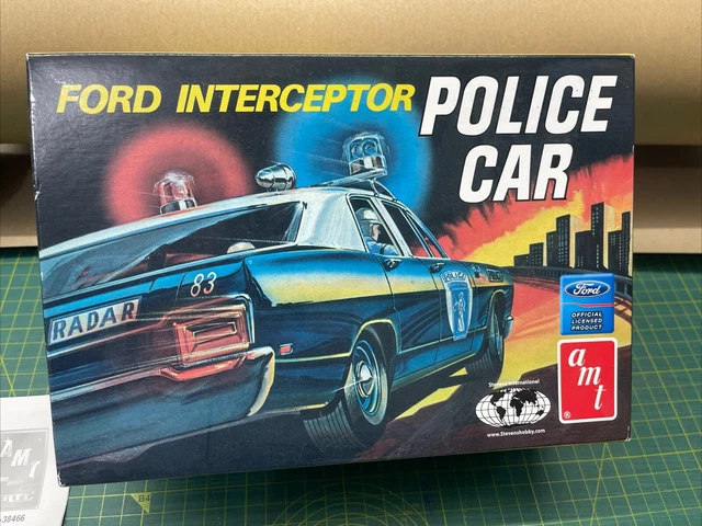 AMT Modellbausatz Ford Galaxie Taxi 1970 – Maßstab 1:25, Detailreicher Bausatz Für Sammler