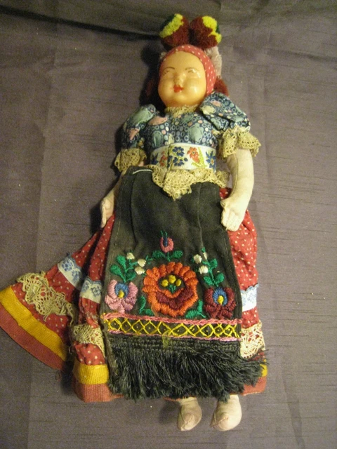 ANCIENNE DENTELLE 22 m x 1,2 cm Jupon Coiffe ArlésienneVêtements de