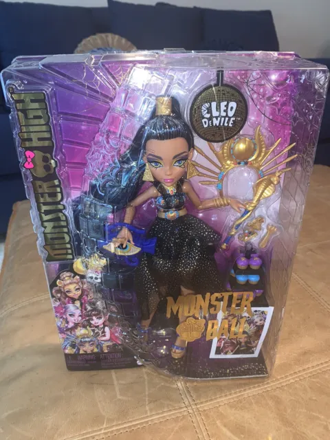 Monster High Cleo De Nile G3. Sealed. Brand New
