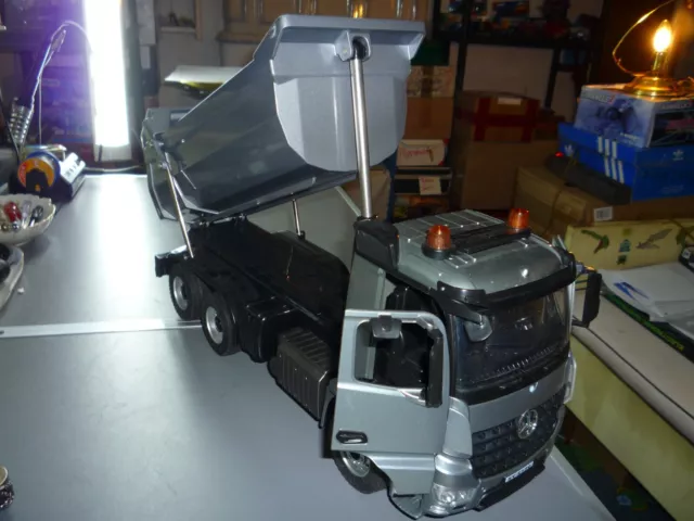 RC LKW Kipper 1:20 AROCS / E590