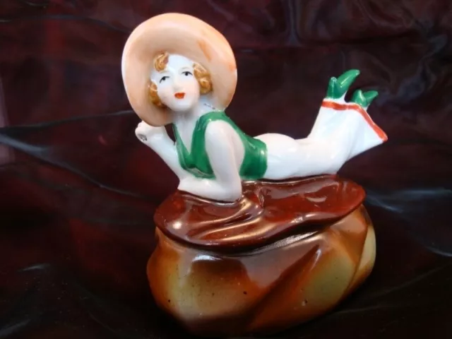 Boite Bijoux Figurine Poudrier Baigneuse Pin-up Sexy Style Art Deco-allemand Sty