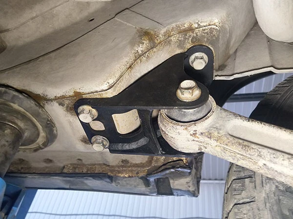thumbnail image 2 of Tema4x4 Rear Lower Control Arm Drop Bracket – Suzuki Grand Vitara 2005-2017, Lifetime Warranty 2 of 4
