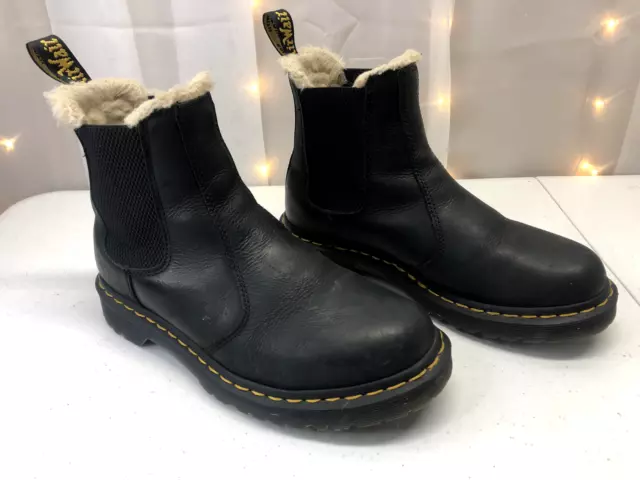 Dr Martens Boots Women's Size 8 2976 Leonore Aw004 Fleece Lined Airwalk Faux Fur
