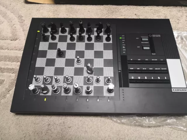 Schachcomputer / Jeux d'échec électronique Conquistador