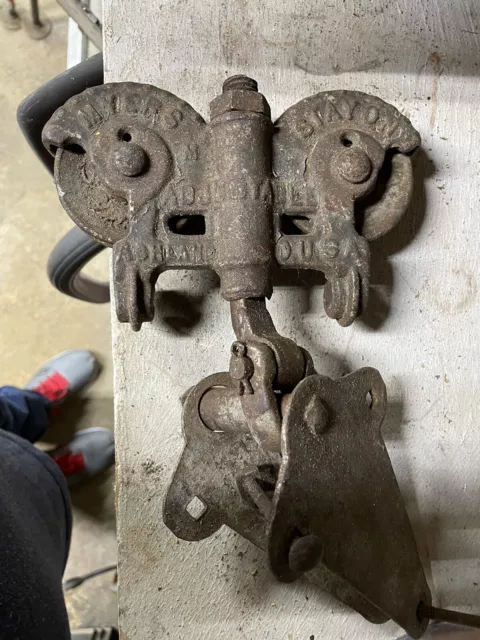 Myers Stay On Cast Iron SINGLE Barn Door Roller