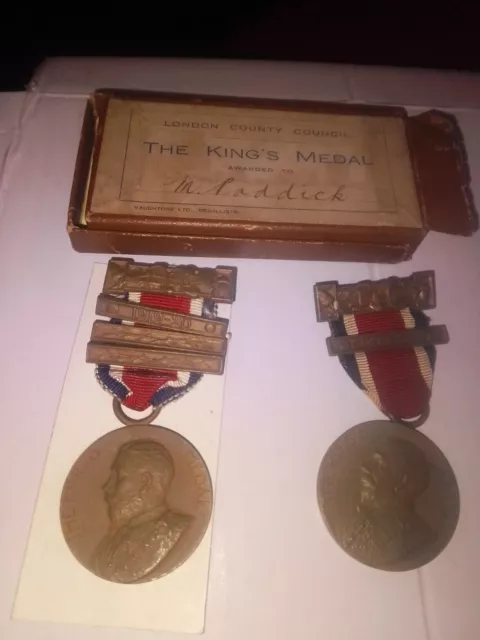 2 Lot Of The kings medal 1913_14 &1919_20 Too Spence And Too Paddick.